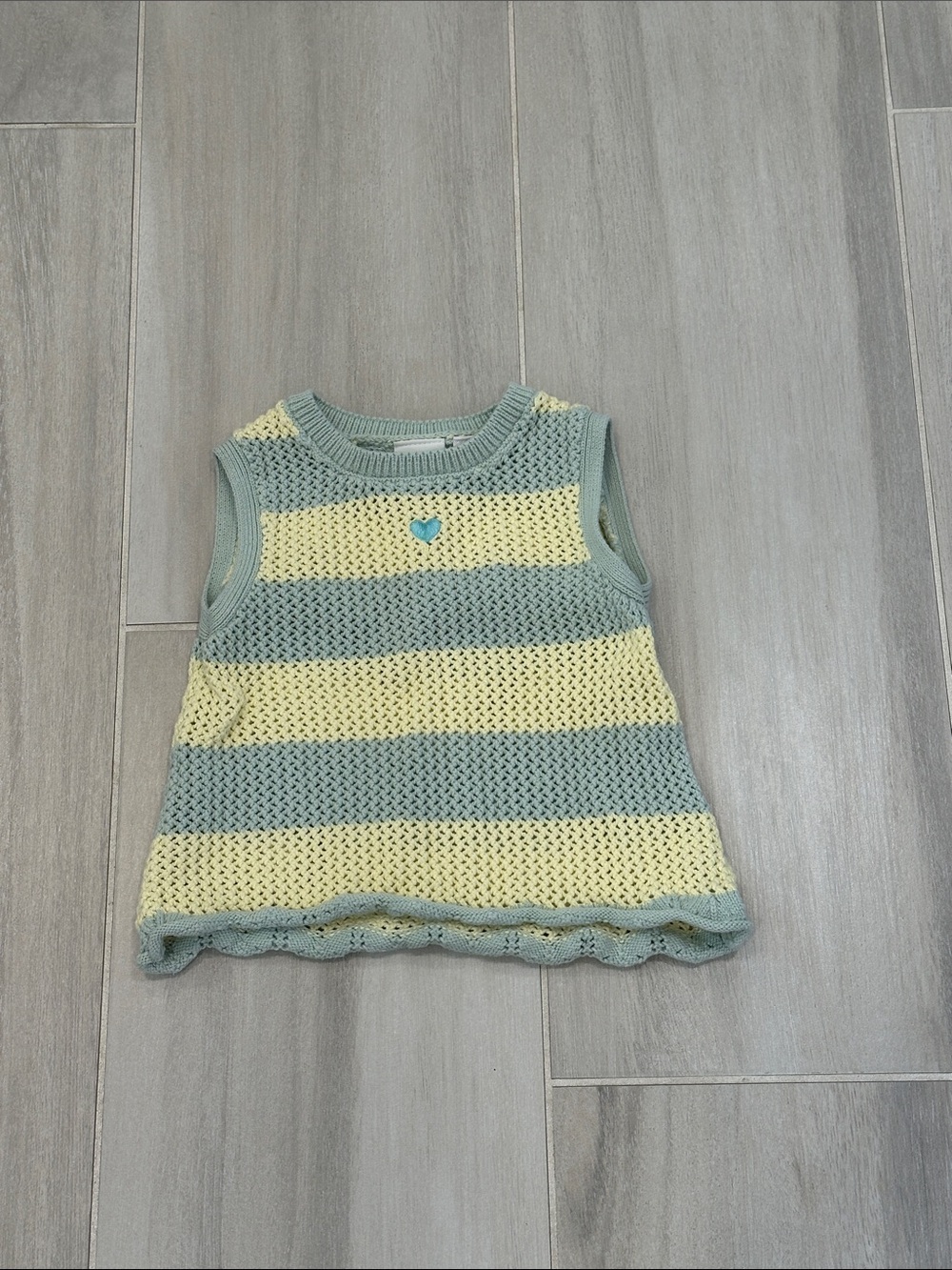 Zara Girls' 4T Striped Crochet Knit Tank Top Pale Yellow Sage Heart Embroidery